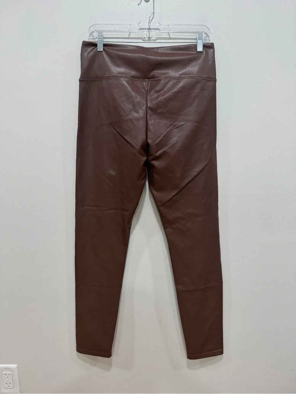 Bagatelle Collection Brown Faux Leather Leggings Large